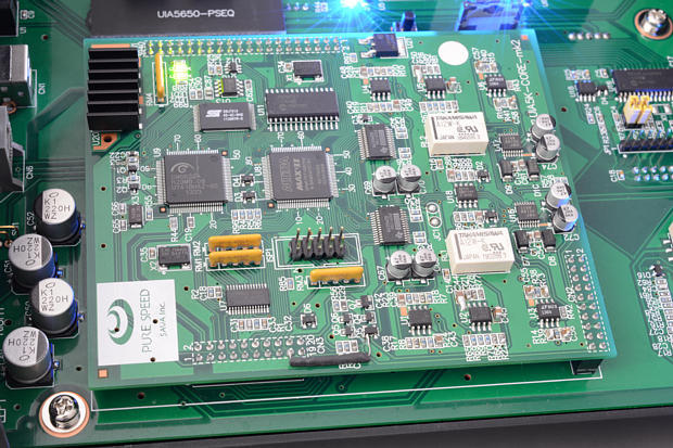 UIA5650は、USB-DAC、DAC搭載、プリメインアンプ（インテグレーテッドアンプ）です。